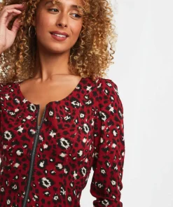Amazing Animal Zip Top
