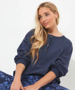 Cosy Up Sweatshirt