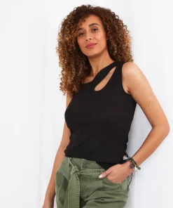 Cutabout Rib Vest
