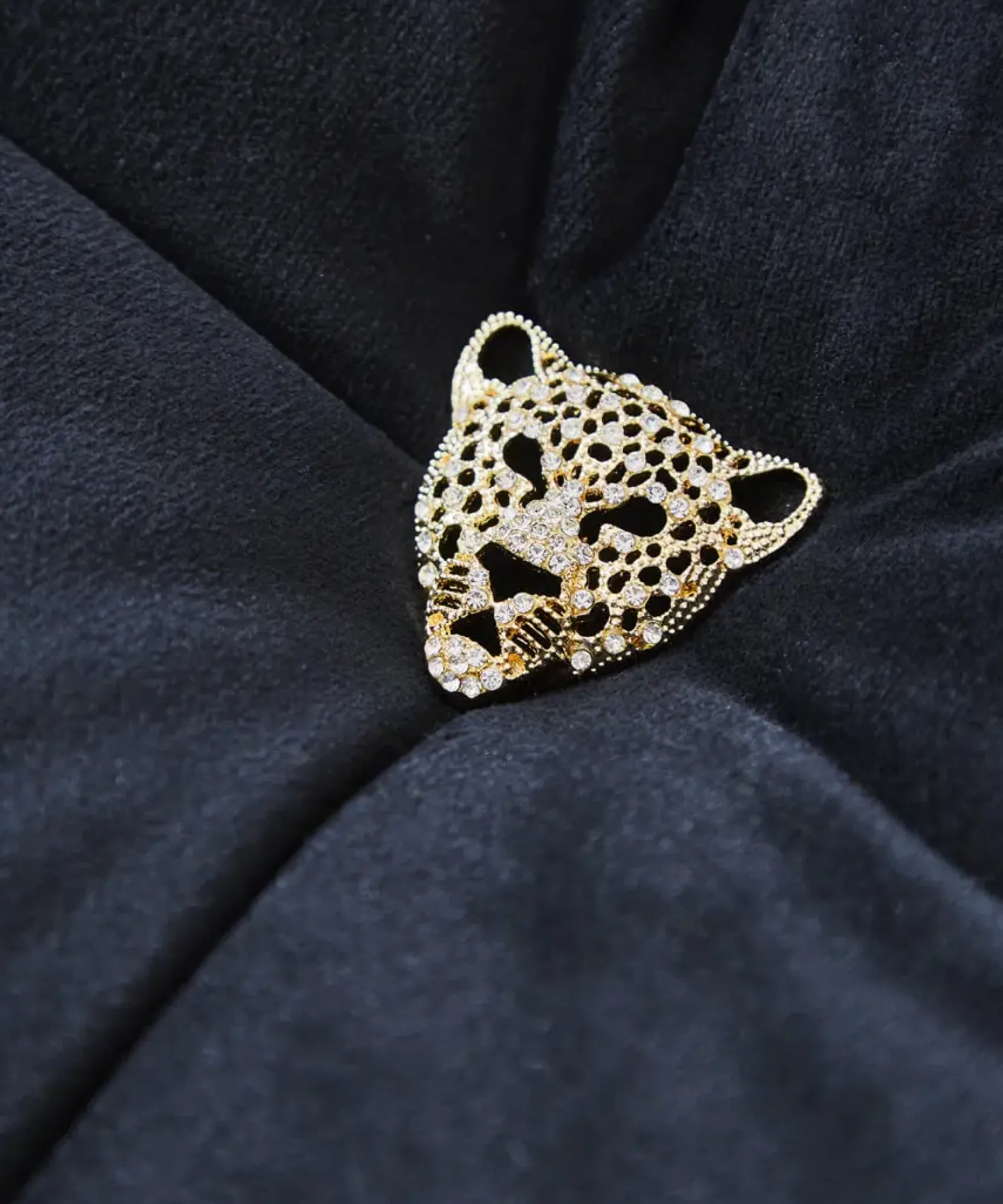Magnificent Panther Brooch Cushion