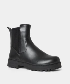 Make No Mistake Chelsea Boots