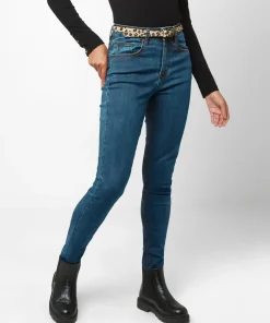 Must Have Skinny Fit Jeans