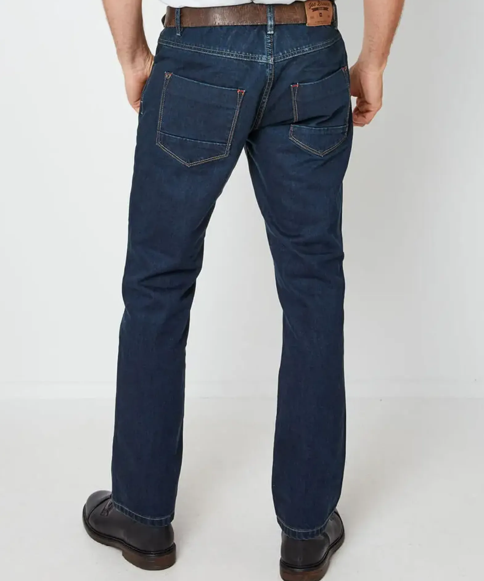 Straight Joe Jeans