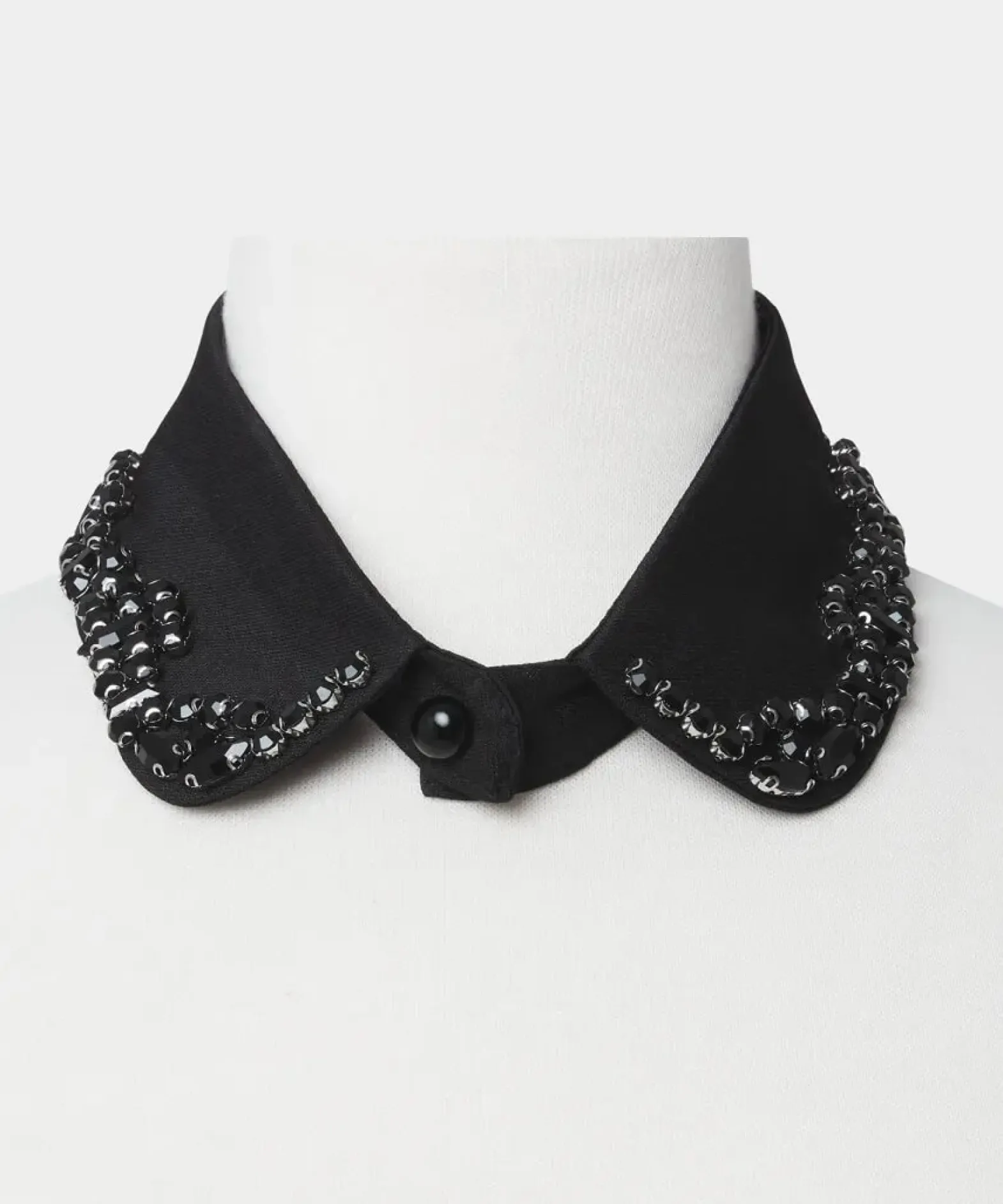 Vintage Beaded Round Collar
